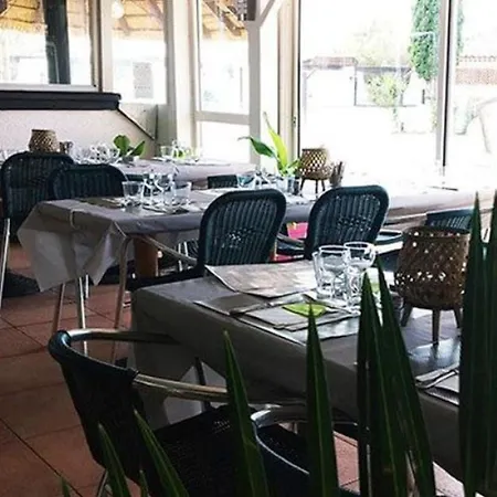Avec Terrasse - 7 Pers. - Api-1-52-2181 * 拉特斯